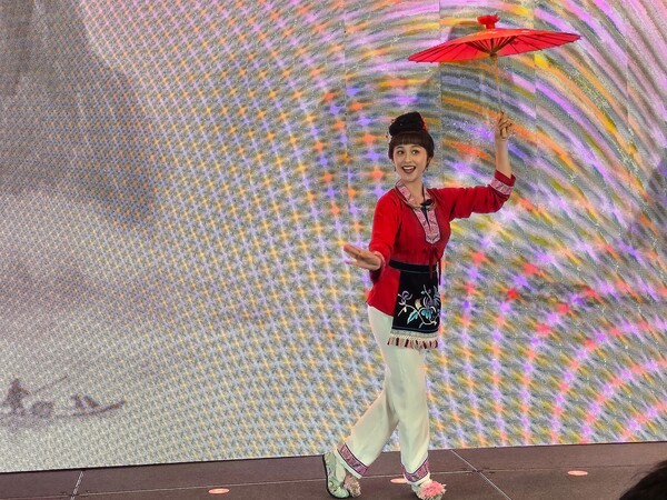 계림 무형문화재 ‘채색극’ 희곡 공연 중 일부 모습 [사진=이상인 편집위원]