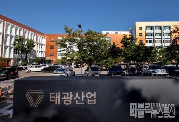 동성제약, 1600억 수혈의 '독배'... 이자 늪 빠진 동성에 재무 폭탄 던지... - 뉴스 썸네일 이미지