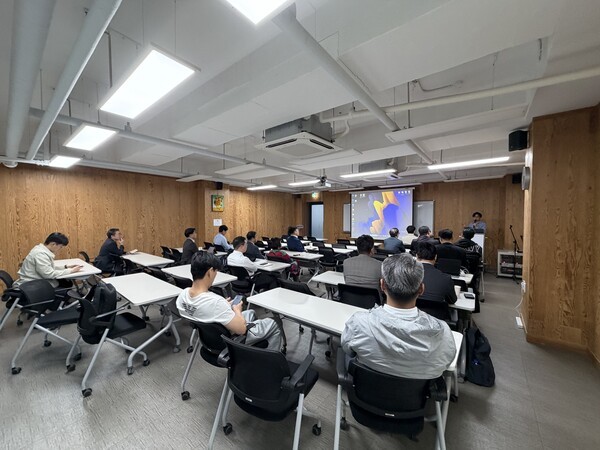 성동구상공회·이륙엔젤클럽, 제2회 IR 네트워킹 성료...AI·바이오·콘텐... - 뉴스 썸네일 이미지