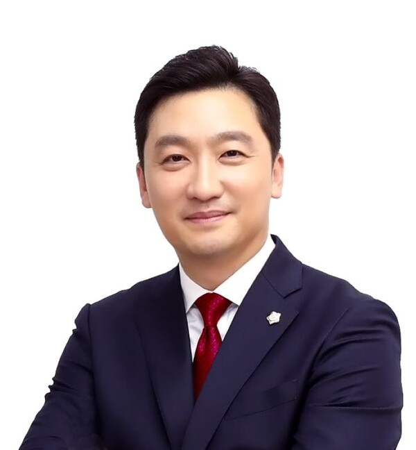 고광민 의원, 시의회 도시계획균형위원장 선출 ... "서울의 청사진 다시... - 뉴스 썸네일 이미지